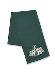Catherine Lansfield Green Majestic Stag 100% Cotton Table Runner - Image 3 of 3