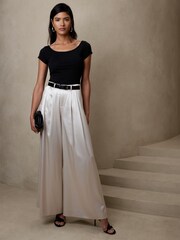 Banana Republic Black Refined Scoop-Neck T-Shirt - Image 1 of 1