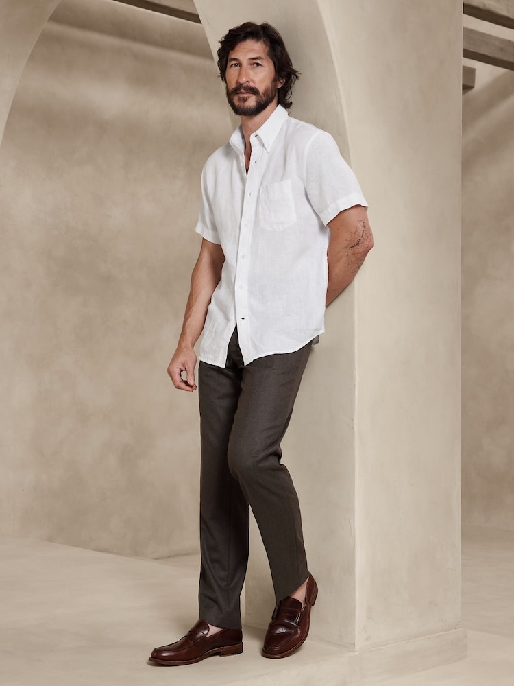 Banana Republic White 100% Linen Castelletto Short Sleeve Shirt - Image 1 of 2 Banana Republic White 100% Linen Castelletto Short Sleeve Shirt - Image 1 of 2
