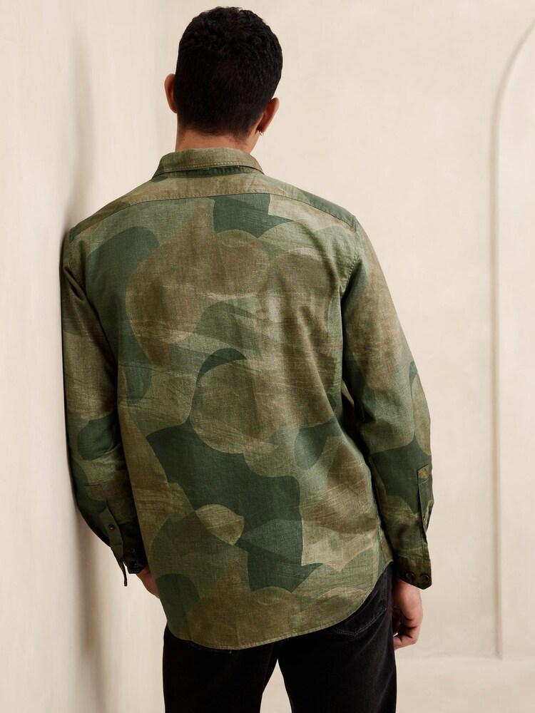 Banana Republic Khaki Green Expedition Cotton-Linen Shirt - Image 2 of 4