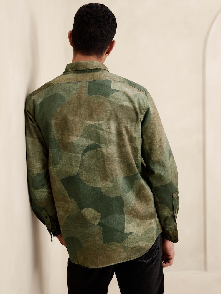 Banana Republic Khaki Green Expedition Cotton-Linen Shirt - Image 2 of 4 Banana Republic Khaki Green Expedition Cotton-Linen Shirt - Image 2 of 4