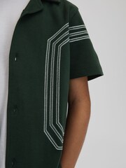 Reiss Green Arlington 9-13 yrs Cotton Embroidered Cuban Collar Shirt - Image 6 of 7