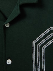 Reiss Green Arlington 9-13 yrs Cotton Embroidered Cuban Collar Shirt - Image 7 of 7