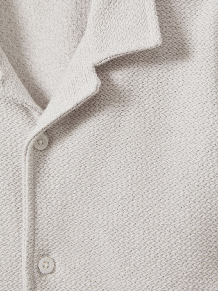 Reiss Silver Gerrard 3-9 yrs Textured Cotton Cuban Collar Shirt - Image 4 of 4 Reiss Silver Gerrard 3-9 yrs Textured Cotton Cuban Collar Shirt - Image 4 of 4