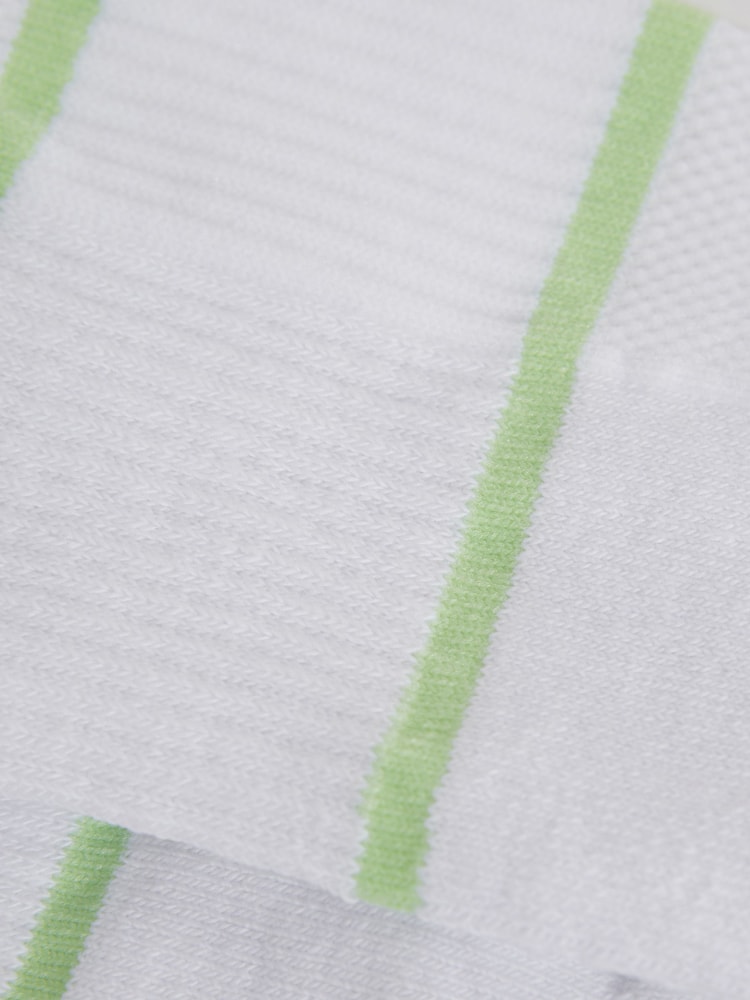 Reiss White Axel Castore Ribbed Crew Cut Socks - Image 3 of 3