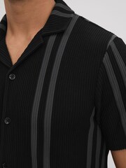 Reiss Black/Steel Grey Castle Ribbed Striped Cuban Collar Shirt - Image 4 of 6