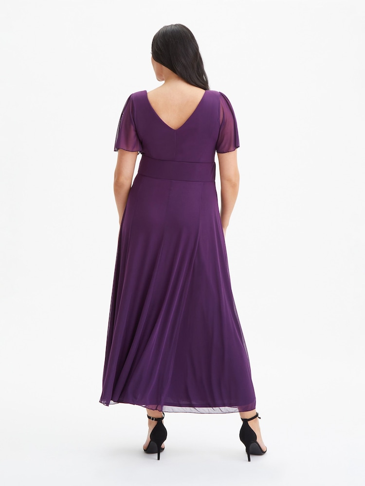 Lila - Scarlett & Jo – Maxikleid mit Flügelärmeln, Curve - Bild 2 von 5 Lila - Scarlett & Jo – Maxikleid mit Flügelärmeln, Curve - Bild 2 von 5