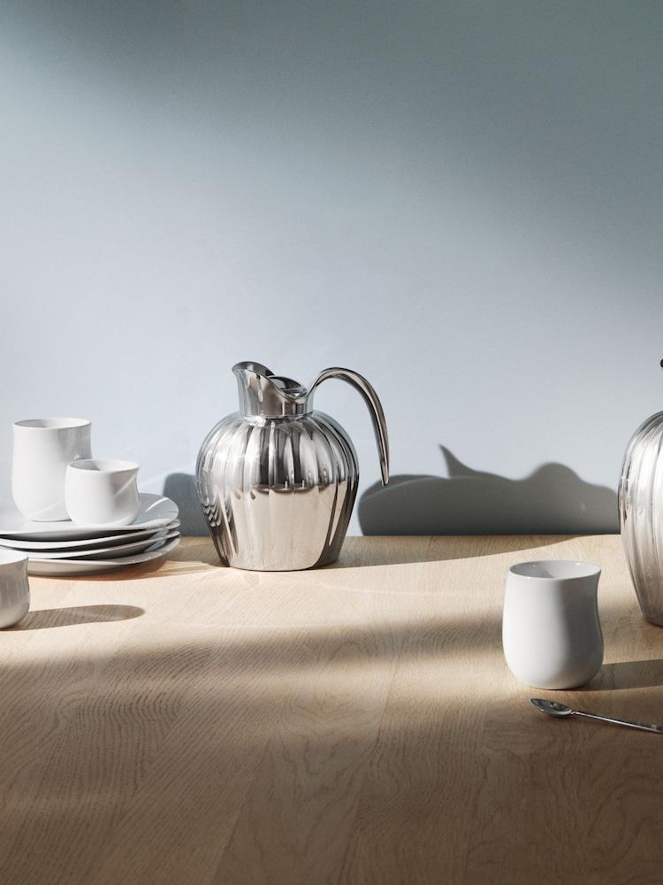 Georg Jensen Bernadotte Thermo Jug with pushtopper 0.8L - Image 1 of 4