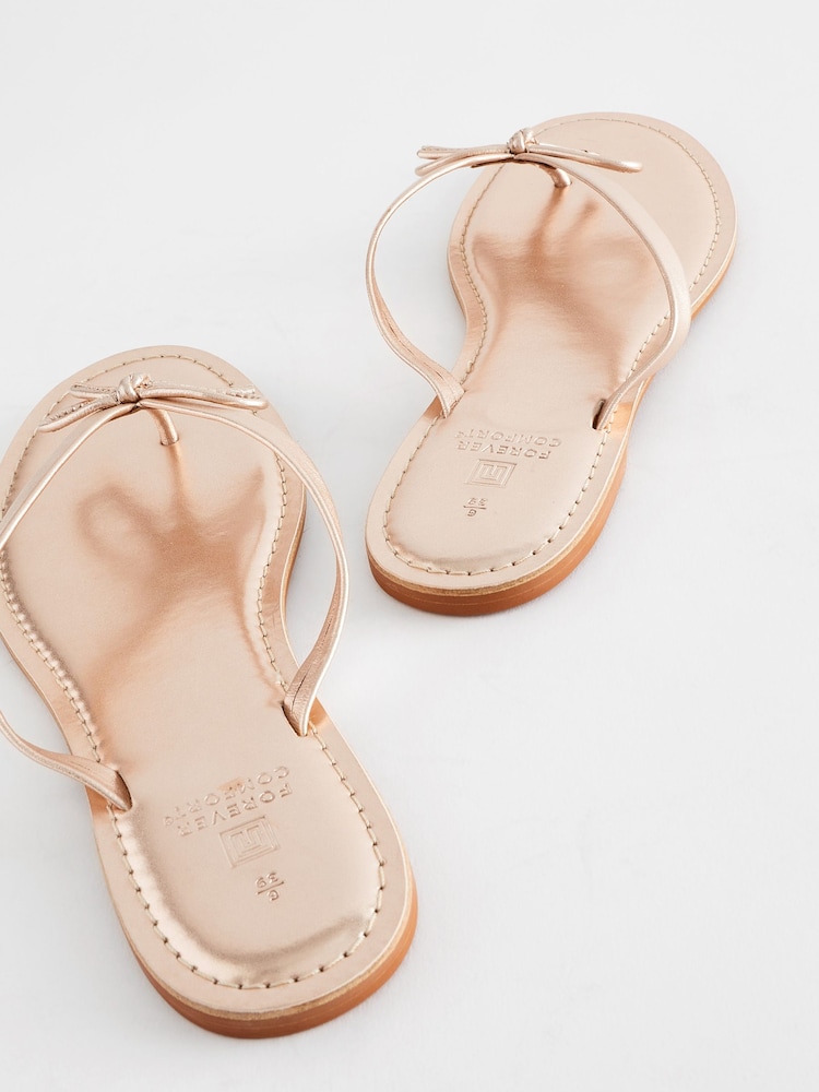 Rose Or - Tongs en cuir détail nœud Forever Comfort® - Image 4 of 7