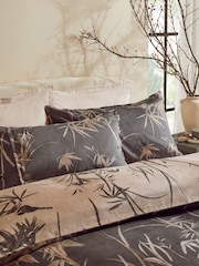Monochrome 200 Thread Count 100% Cotton Oriental Leaf Duvet Cover and Pillowcase Set - Image 3 of 7