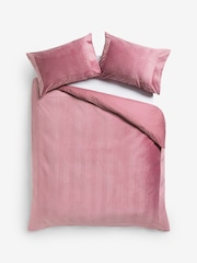 Pink Madison Quilted Velvet Duvet Cover and Pillowcase Set - Image 4 of 5