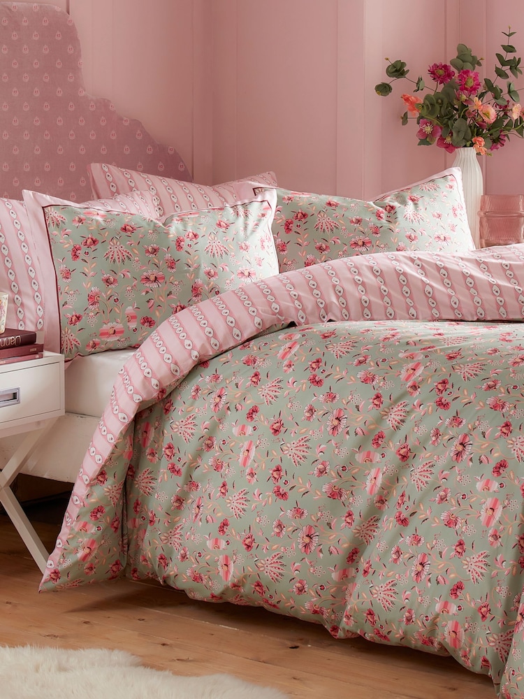 Cath Kidston Green Set Of 2 Friendship Gardens 100% Cotton Pillowcases - Image 2 of 3