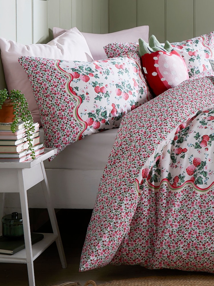 Cath Kidston Pink Set Of 2 Strawberry 100% Cotton Pillowcases - Image 2 of 3