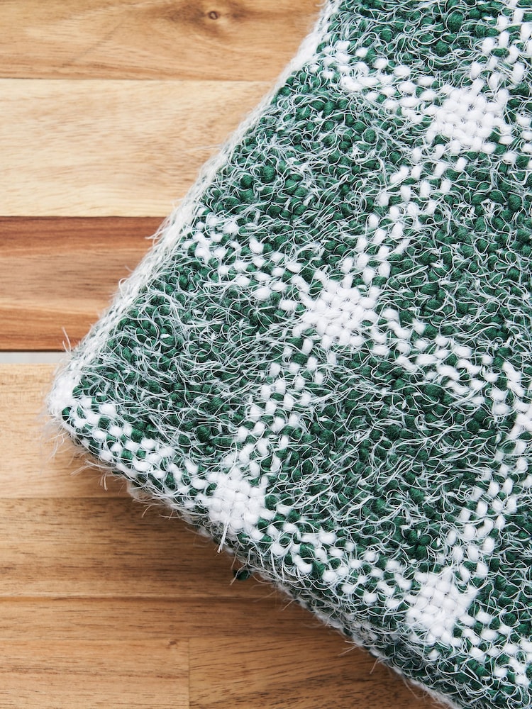 BHS Green Chequers Throw - Image 2 of 3 BHS Green Chequers Throw - Image 2 of 3
