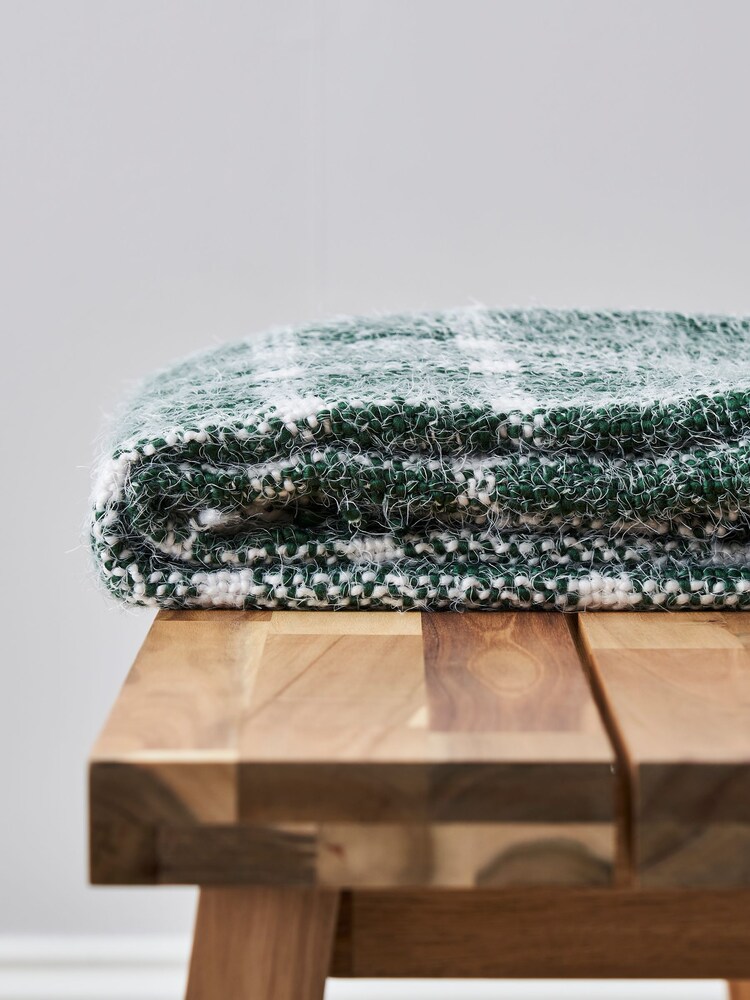 BHS Green Chequers Throw - Image 3 of 3 BHS Green Chequers Throw - Image 3 of 3