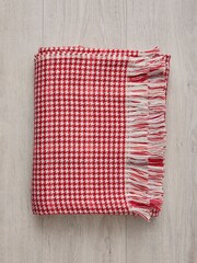 BHS Red Roma Loose Fringe Throw - Image 3 of 3