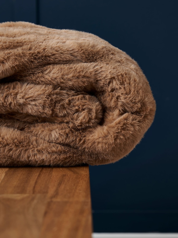 BHS Natural Ruched Faux Fur Throw - Image 2 of 4