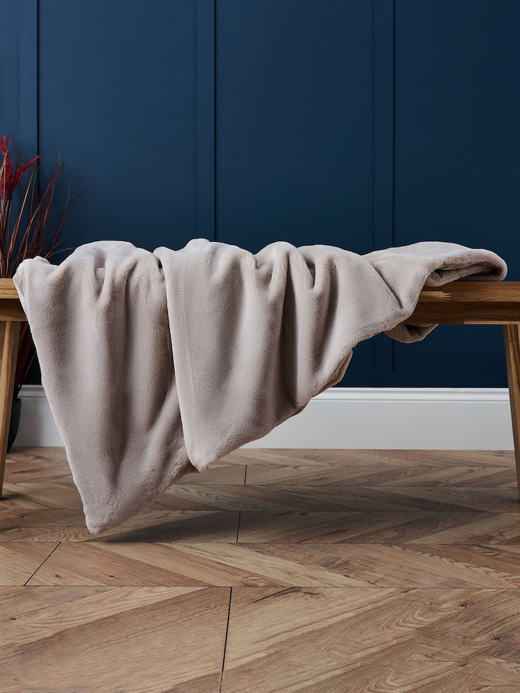 BHS Tan Brown Plain Faux Fur Throw - Image 1 of 4