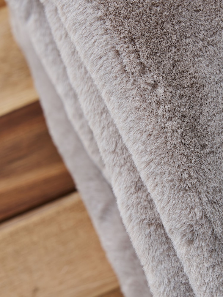 BHS Tan Brown Plain Faux Fur Throw - Image 2 of 4