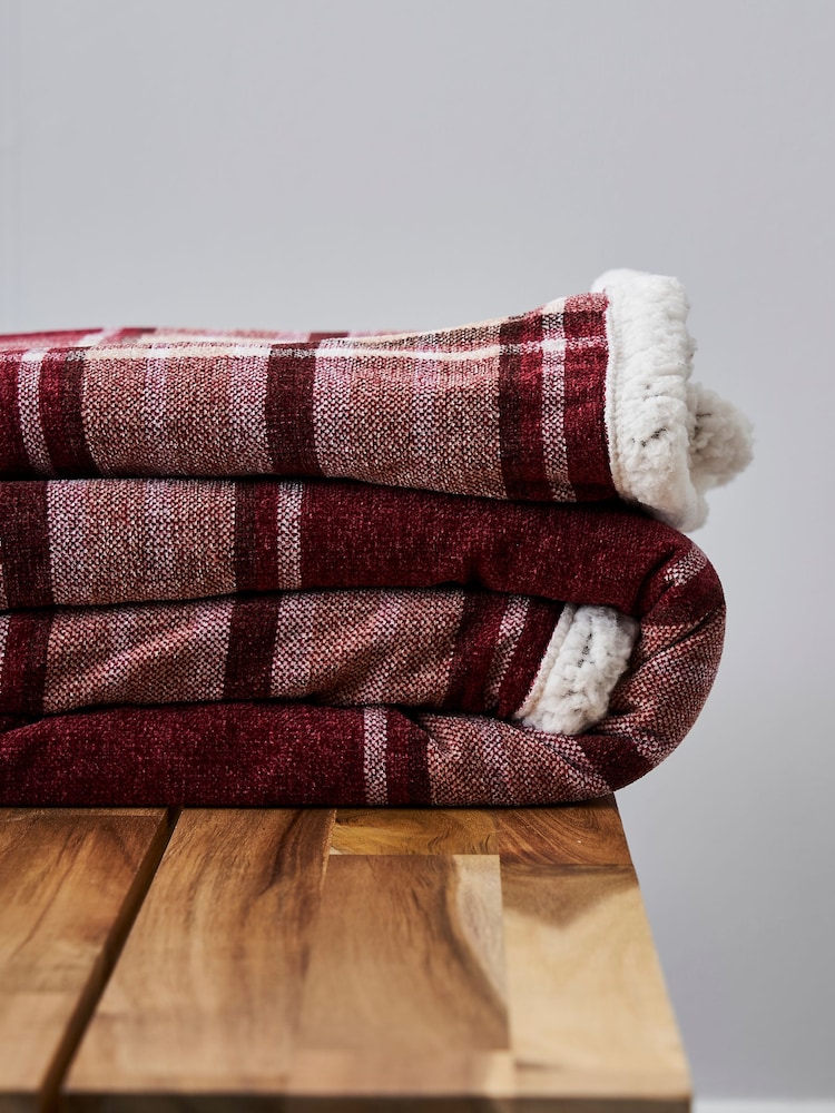 BHS Red Luxury Warm Check with Sherpa Throw - Image 2 of 2