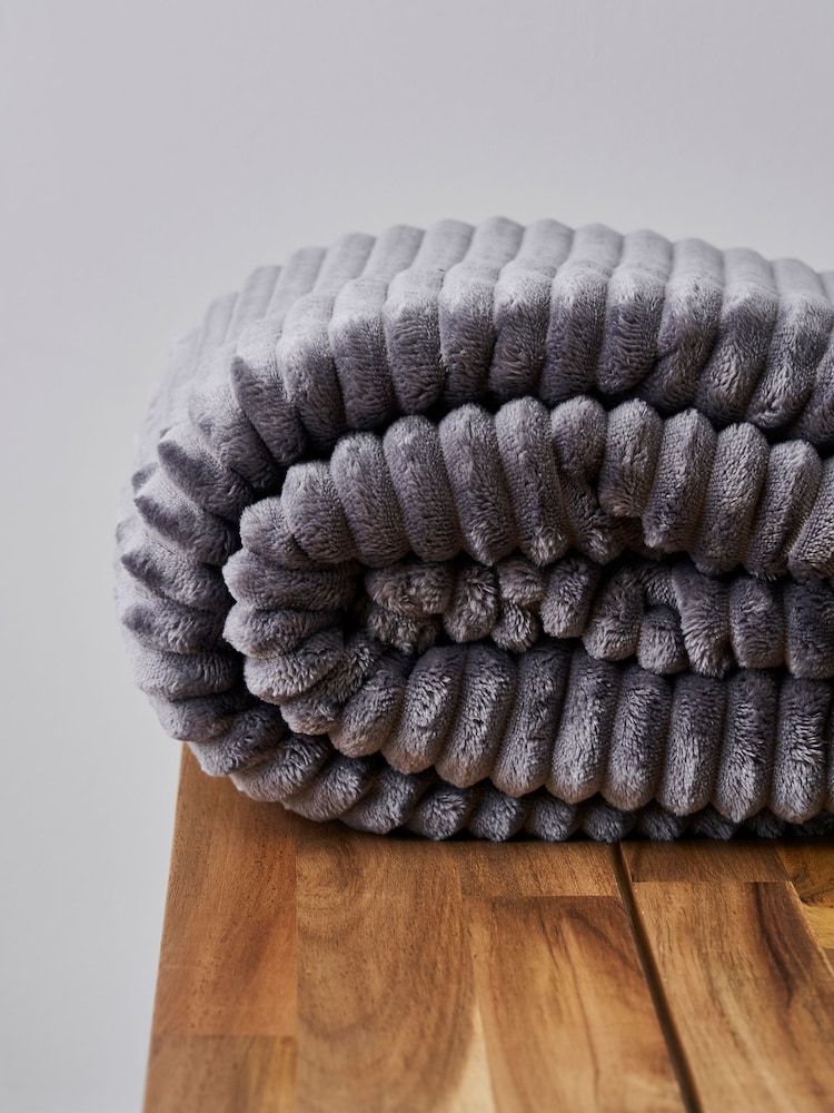 BHS Grey Luxury Ribbon Velvet with Sherpa Throw - Image 2 of 3 BHS Grey Luxury Ribbon Velvet with Sherpa Throw - Image 2 of 3