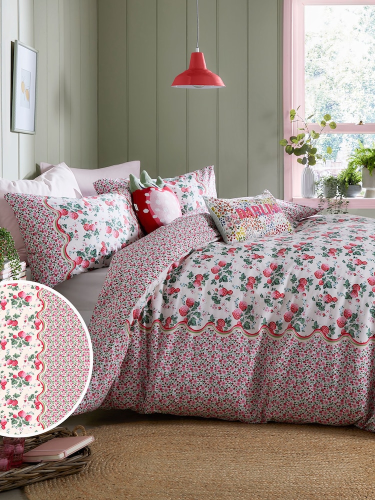 Cath Kidston Strawberry 100% Cotton Reversible Duvet Cover and Pillowcase Set - Изображение 1 из 5 Cath Kidston Strawberry 100% Cotton Reversible Duvet Cover and Pillowcase Set - Изображение 1 из 5