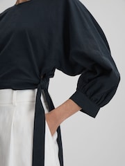 Reiss Navy Immy Cropped Blouson Sleeve Top With Linen - Image 4 of 7