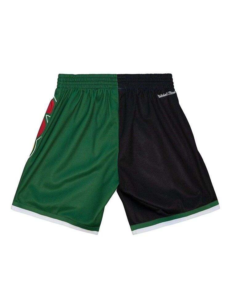 Fanatics NBA Seattle Supersonics NBA Big Face Fashion Black Shorts 5.0 - Image 2 of 2 Fanatics NBA Seattle Supersonics NBA Big Face Fashion Black Shorts 5.0 - Image 2 of 2