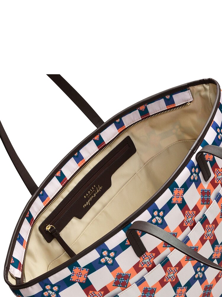 Radley London Finsbury Park - Patchwork Large Zip-Top Shoulder Bag - Image 4 of 4
