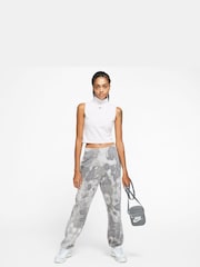 Nike Grey Small Heritage Crossbody Bag (1L) - Image 8 of 10