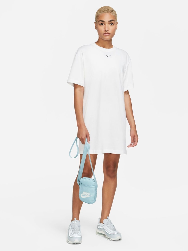 modra - Majhna torba Nike Heritage Crossbody (1L) - Slika 9 iz 9 modra - Majhna torba Nike Heritage Crossbody (1L) - Slika 9 iz 9
