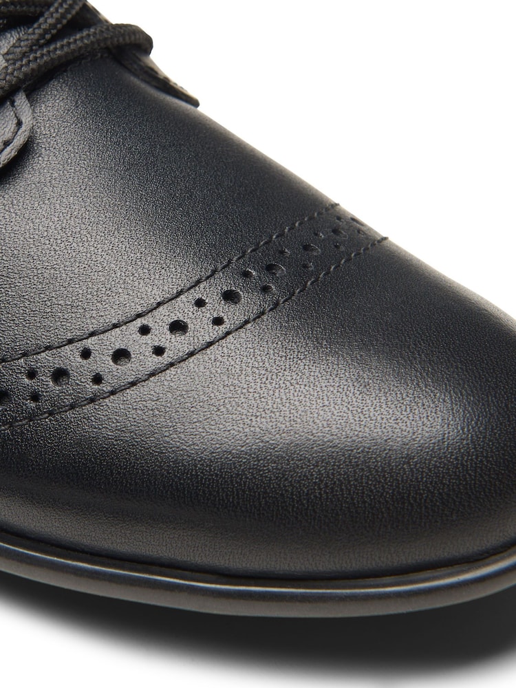 Clarks Leather Older Girls Finja Brogues - Imagen 8 de 8