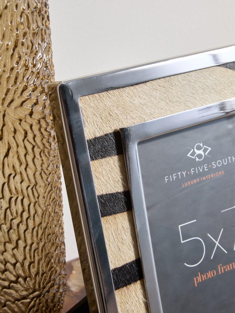Interiors by Premier Black White Kensington Townhouse Zebra Design Photo Frame - Image 2 of 5