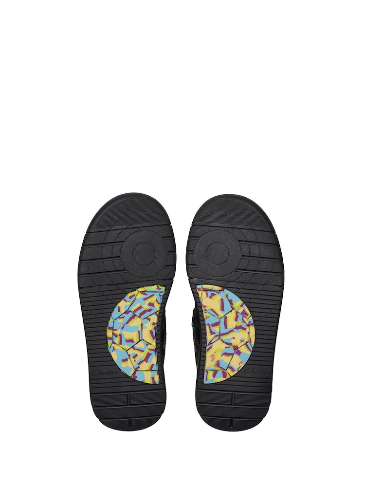 Clarks Black Wide Fit (G) Leather Laser Track Shoes - Image 7 of 8