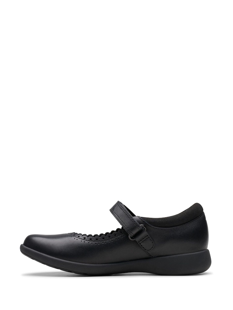 Clarks Black Wide Fit (G) Leather Etch Pure Shoes - Image 2 of 7