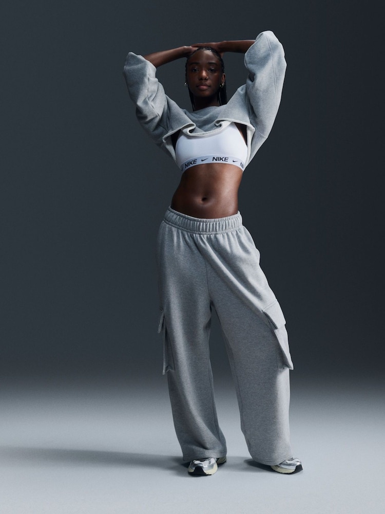 Weiß - Nike Indy Wattierter Sport-BH mit leichtem Halt - Bild 2 von 6