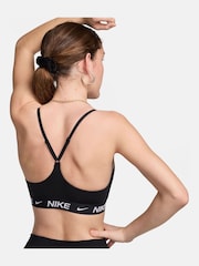 Schwarz - Nike Indy Wattierter Sport-BH mit leichtem Halt - Bild 8 von 13