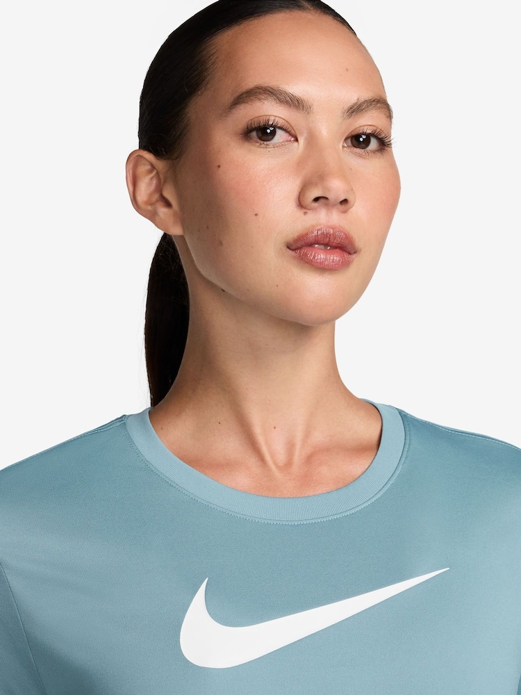 Nike Light Blue Dri-FIT Graphic Swoosh Short Sleeve T-Shirt - Image 3 of 3