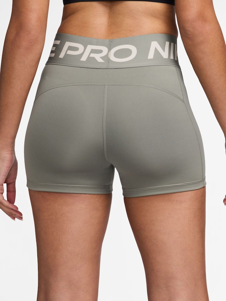 Nike Green Pro Sculpt High Waisted 3 Cycling Shorts - Image 2 of 4