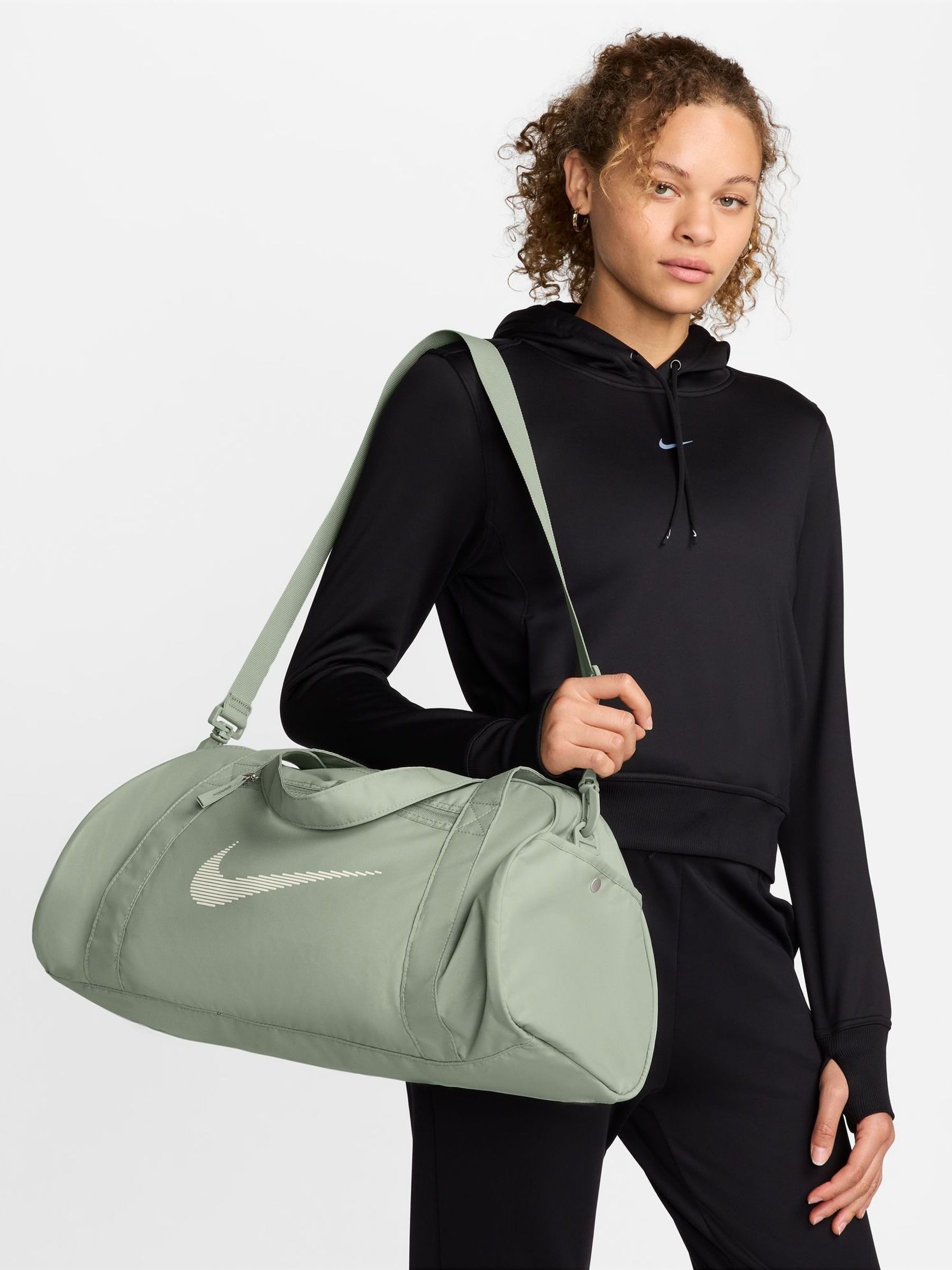 Nike gym bag women on sale