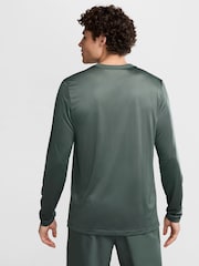 Nike Vintage Green Dri-FIT Legend Training T-Shirt - Image 2 of 4
