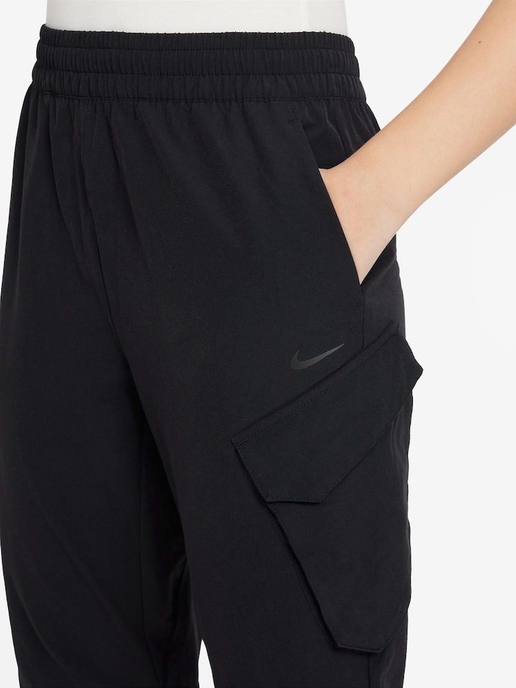 Czarny - Nike Joggersy City Utility Cargo - Image 3 of 10