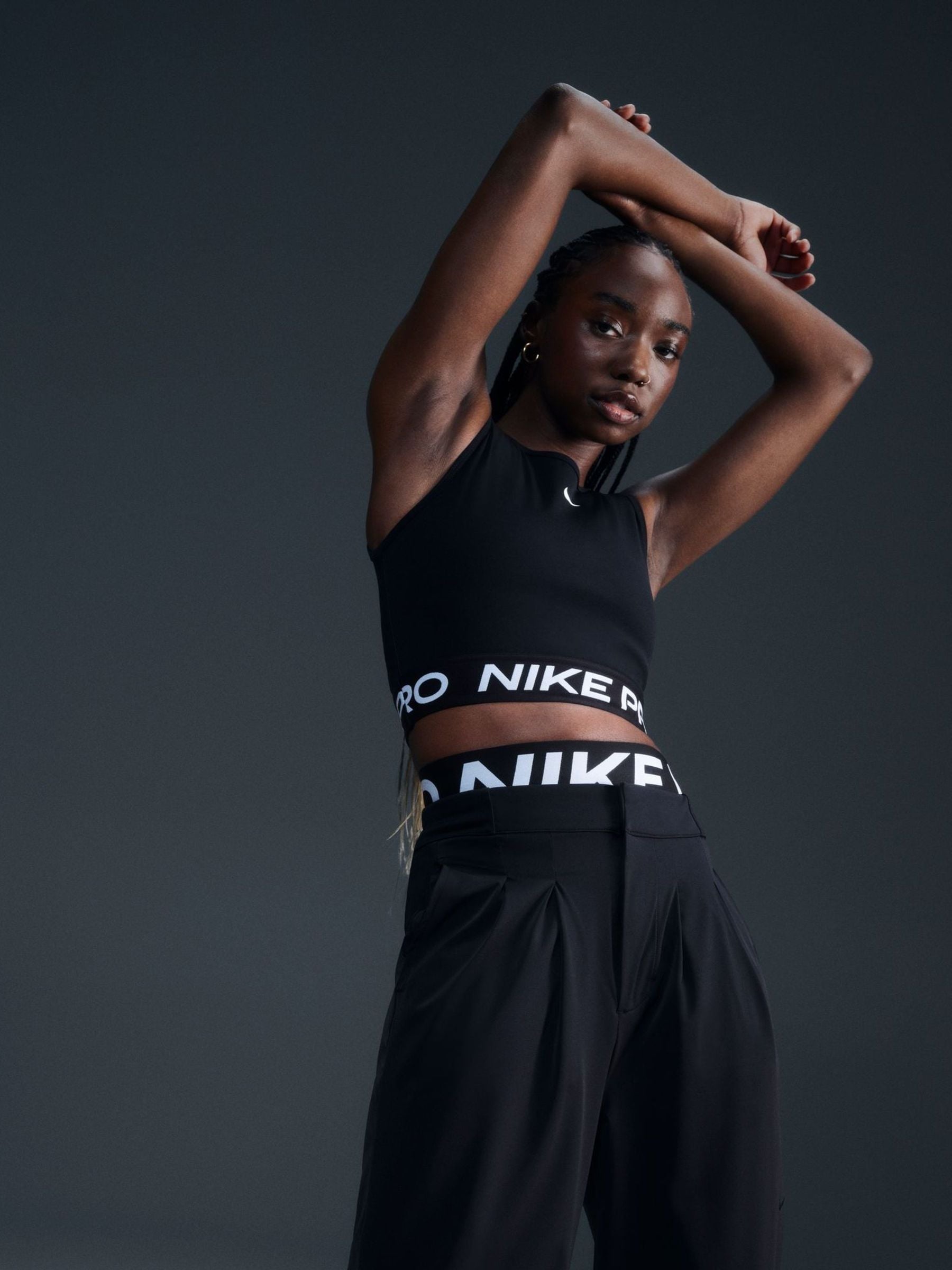 nike cropped workout top