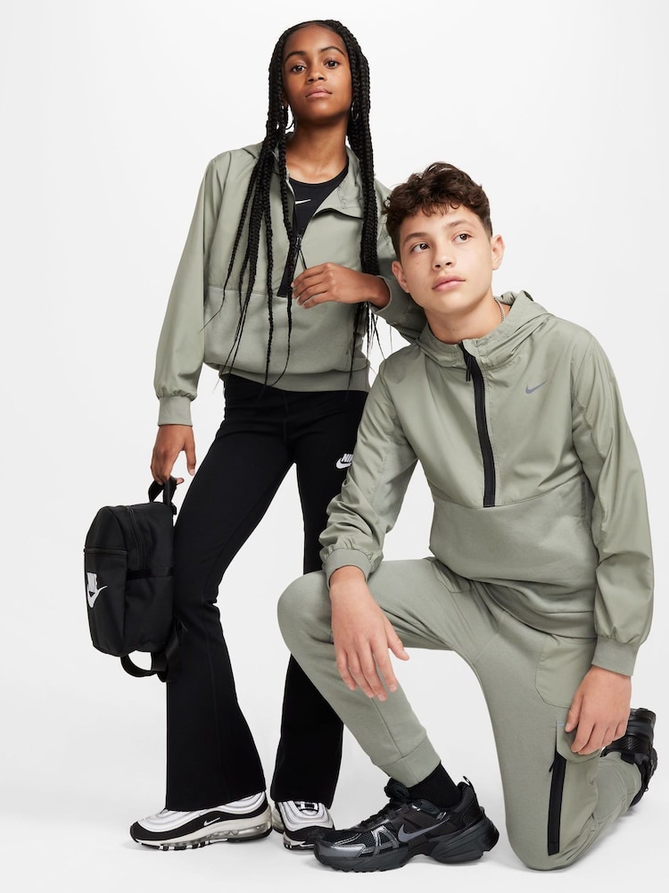 Nike Sportswear City Utility EasyOn Fleece Hoodie - Image 12 of 12