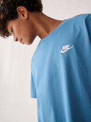 Aegean Blue - Nike Club 100% bombažna majica - Slika 4 iz 4