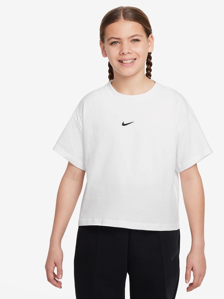 Nike White Sportswear Boxy 100% Cotton T-Shirt - Image 2 of 4
