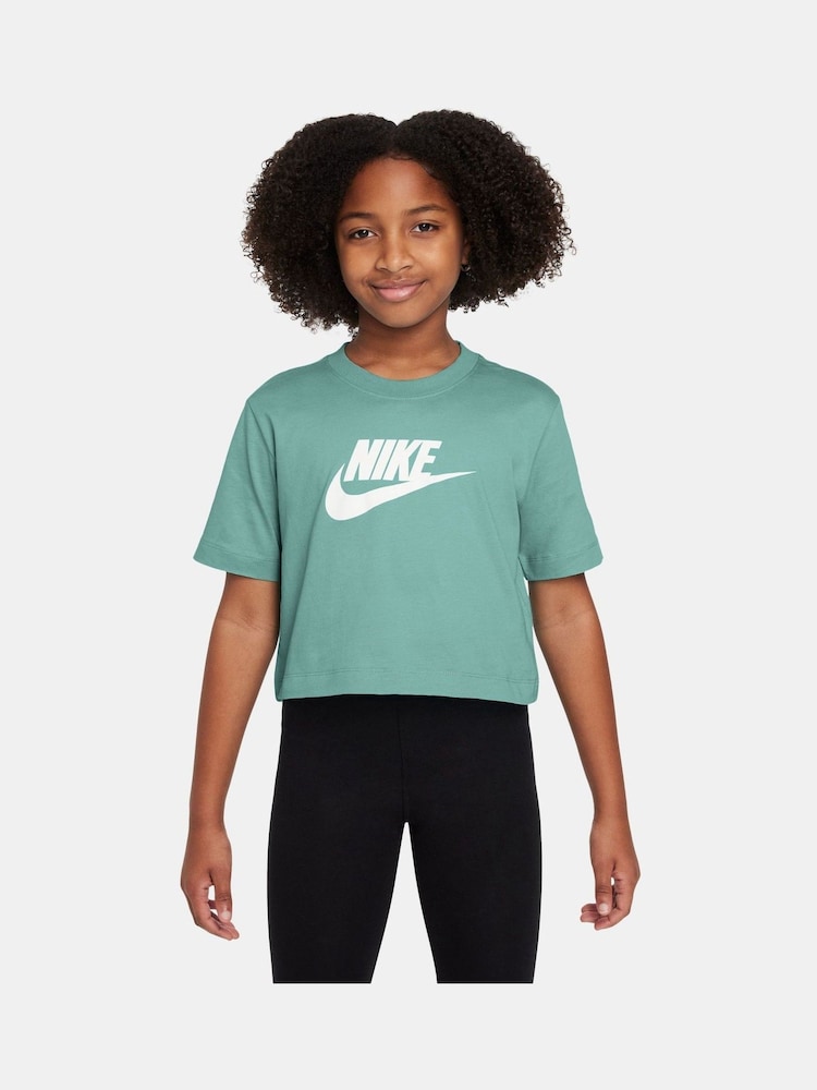 Nike Green Frost Cropped 100% Cotton T-Shirt - Image 1 of 3