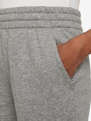 Szorty Nike Club z tkaniny frotte z logo w stylu uniwersyteckim - Image 4 of 4