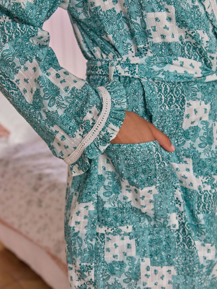 Laura Ashley Green Patchwork Print Textured 100% Cotton Woven Robe - Image 3 of 3