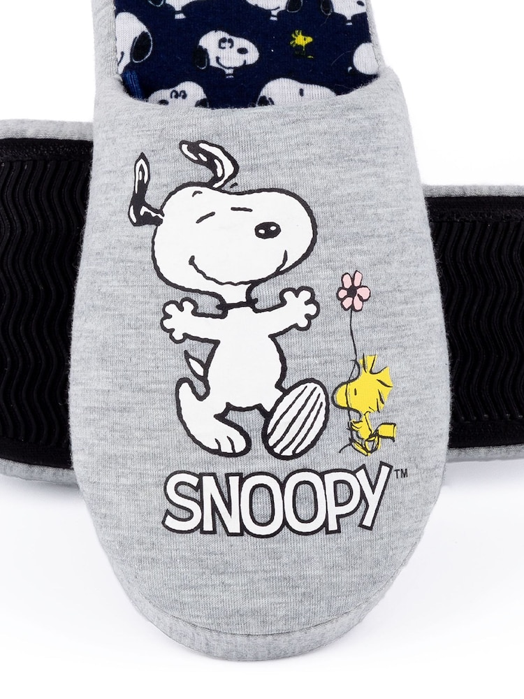 Vanilla Underground Grey Snoopy Womens Winter Mule Slippers - Image 5 of 5